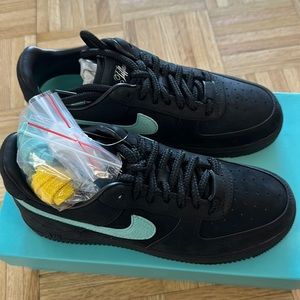 TIFFANY & CO. X AIR FORCE 1 LOW '1837' US MAN 6.5 and US Woman 8